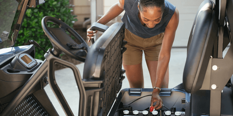 golf cart batteries maintenance